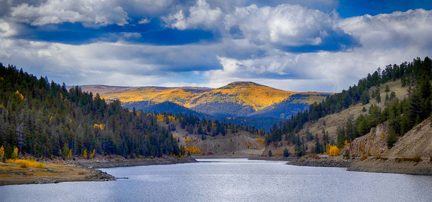 Beaver Reservoir in the Fall