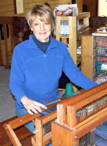 Darlene_weaving_-3