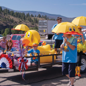 Parade-4